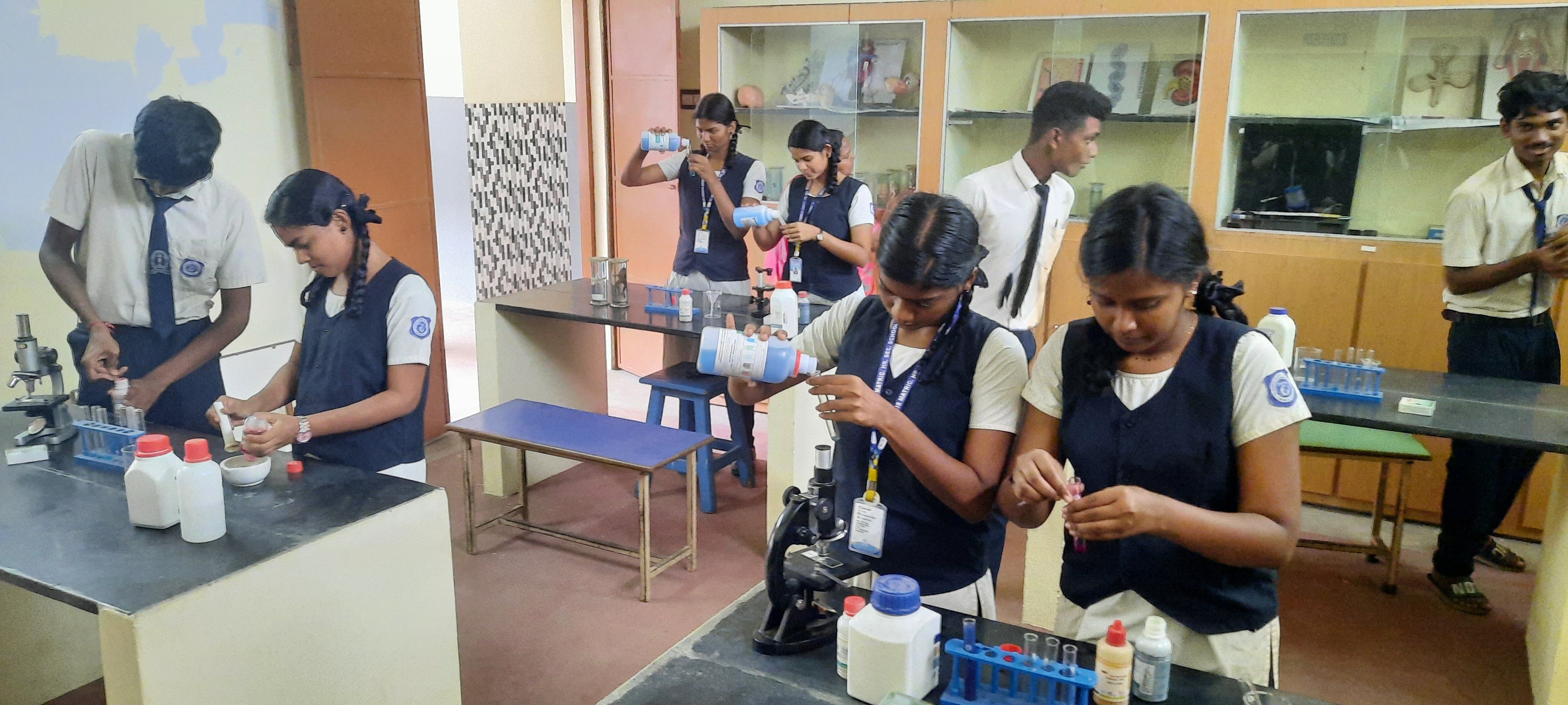 St.Francis Academy,Trichy